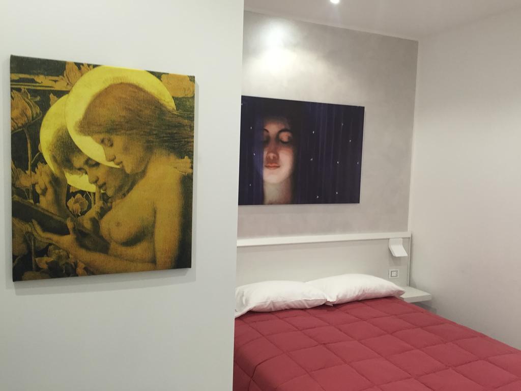 Picaflor Art & Rooms Милан Экстерьер фото