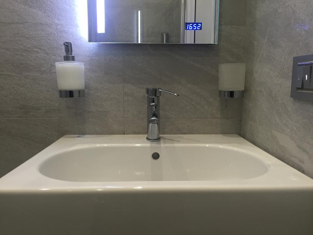Picaflor Art & Rooms Милан Номер фото