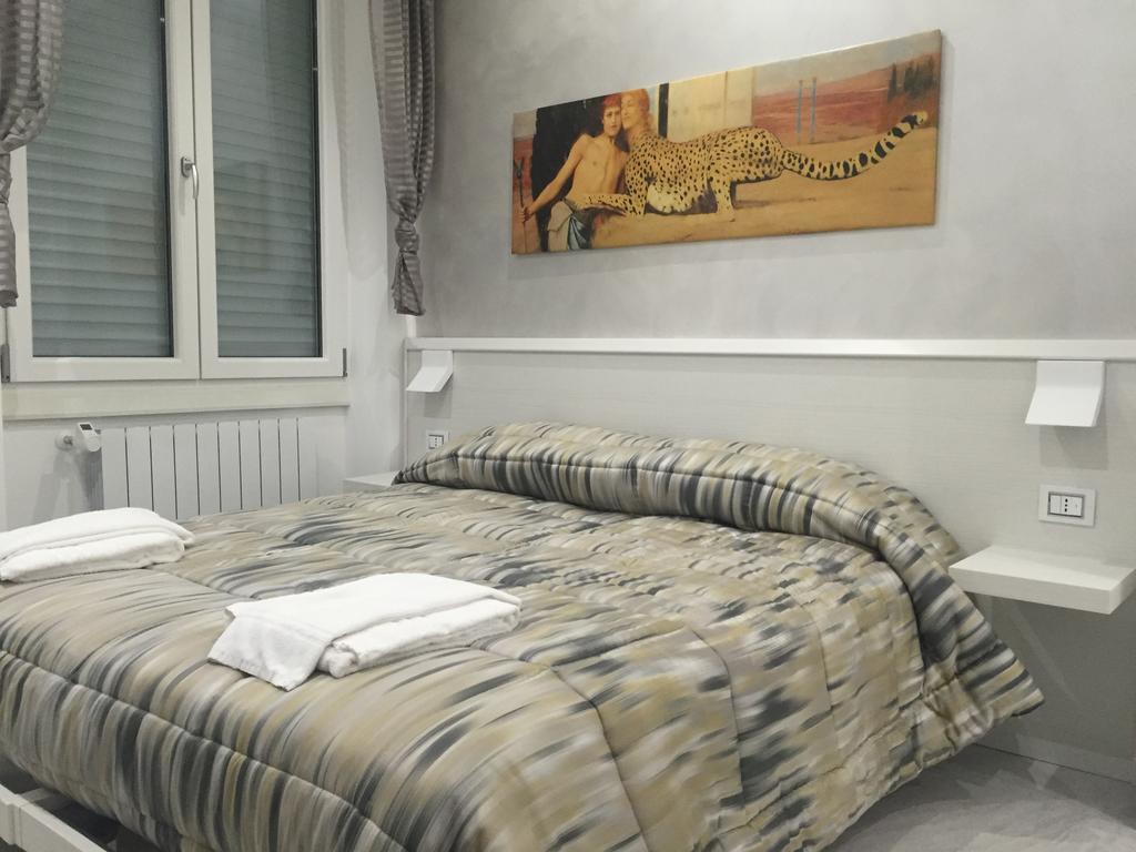 Picaflor Art & Rooms Милан Номер фото